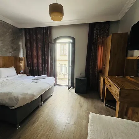 Taksim Pera Pomise