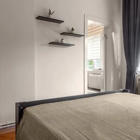 Apartment Fully Equipped & Modern Designed Spectacular 3br Istanbul