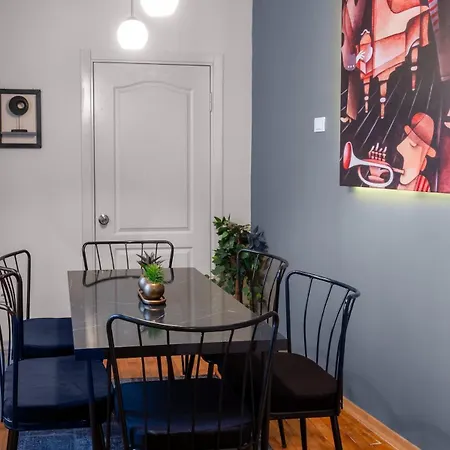 Apartment Fully Equipped & Modern Designed Spectacular 3br Istanbul