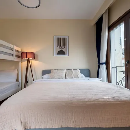 Apartment Bosphorus View - Location - 3 Bedrooms - 2 Bathrooms Istanbul