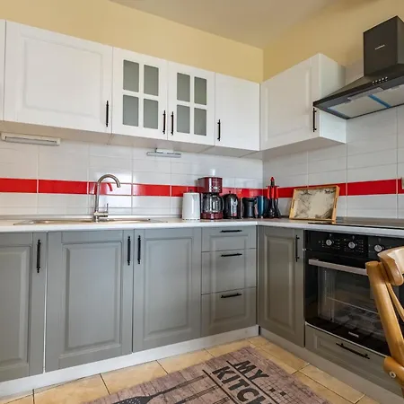 Bosphorus View - Location - 3 Bedrooms - 2 Bathrooms *