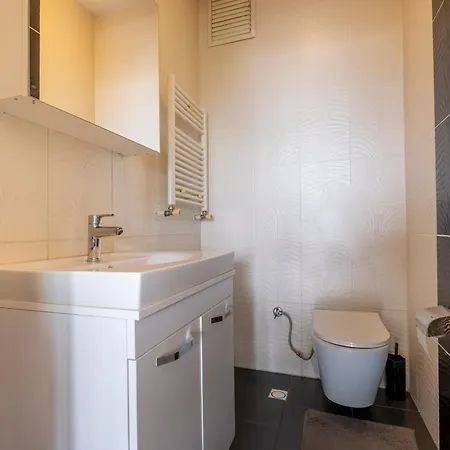 Bosphorus View - Location - 3 Bedrooms - 2 Bathrooms *