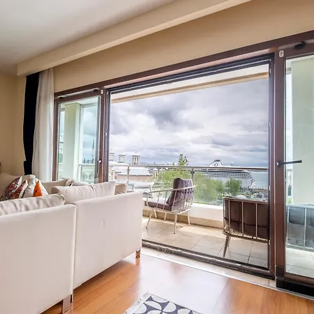 Bosphorus View - Location - 3 Bedrooms - 2 Bathrooms Apartment
