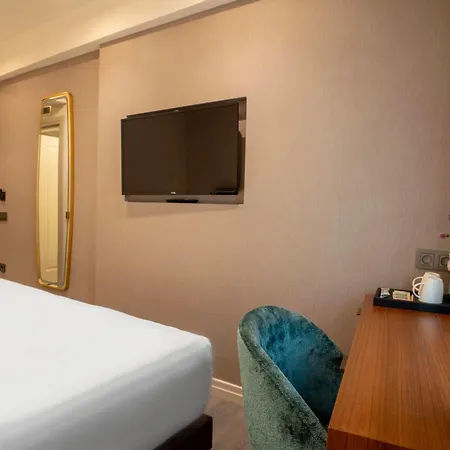 Hotel Smart And Simple Karakoy *