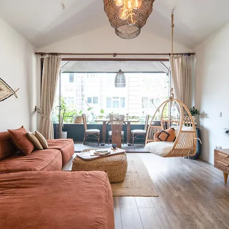 Boheme House With Bathtub & Terrace イスタンブール