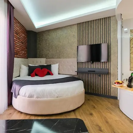Nomad Hub Appart hôtel *