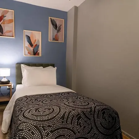Modern And 3br With Patio In Besiktas * Isztambul