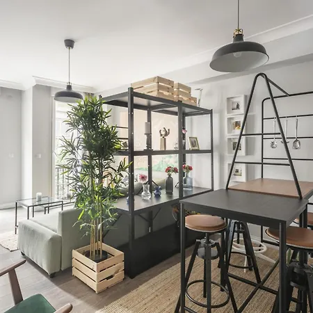 And Refreshing Flat In Beyoglu Istanbul