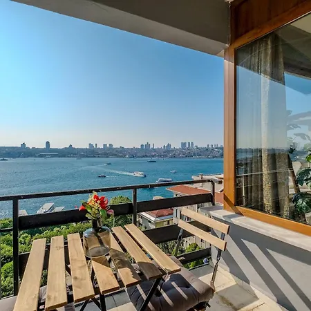 Duplex Flat W Panoramic Bosphorus View And Terrace * Istambul