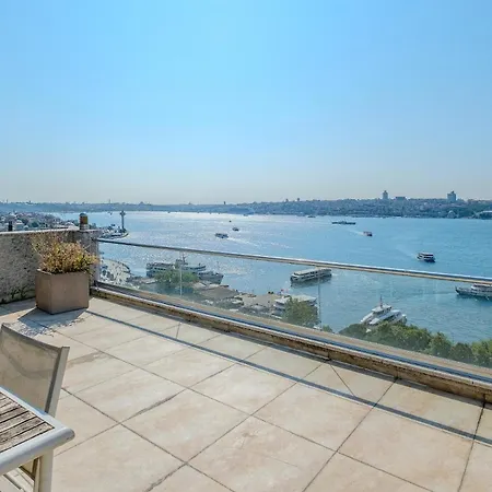 Duplex Flat W Panoramic Bosphorus View And Terrace Apartamento