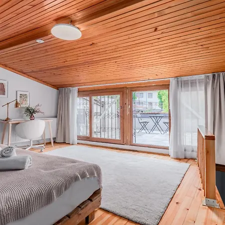 Detached Triplex With Garden Terrace Villa Istambul