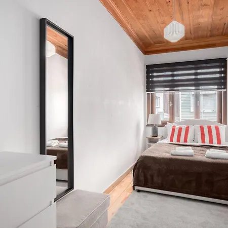 Villa Detached Triplex With Garden Terrace Istambul