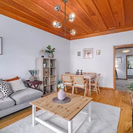 Detached Triplex With Garden Terrace Istambul