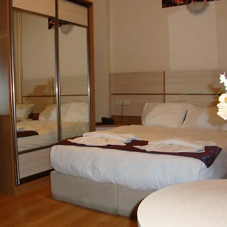 Royal Besiktas Hotel 2*