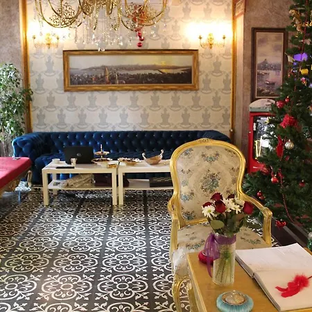 Diamond Royal Hotel