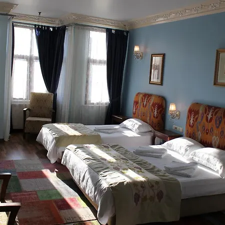 Djem 3* Istanbul