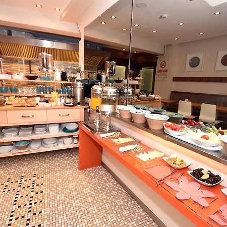 Hotel Elanaz