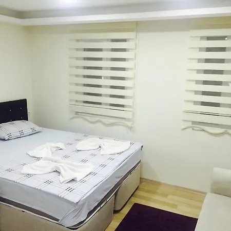 Cmy Aparthotel 3*