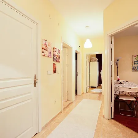 Fuarev - Halkali Area Apartment *