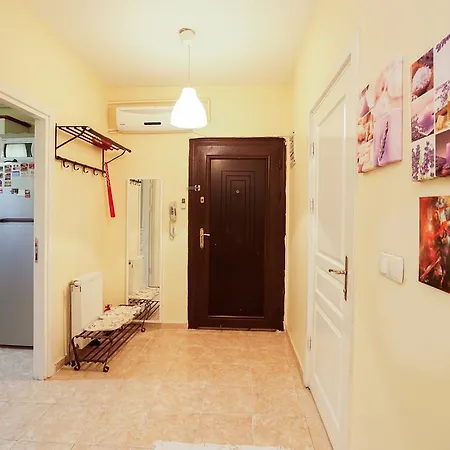 Fuarev - Halkali Area Apartment