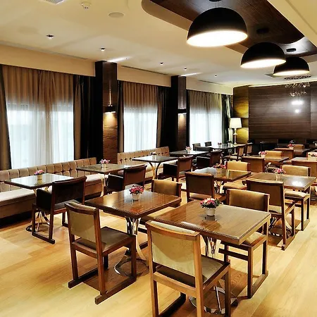Alkoclar Keban 4*