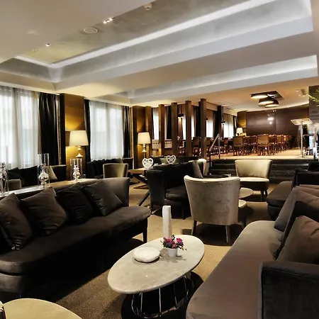 Hotel Alkoclar Keban 4*