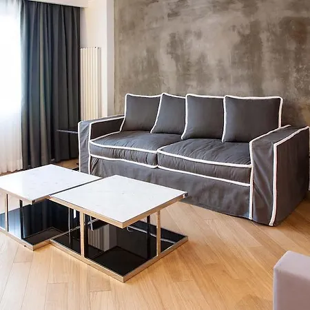 Aparthotel The Capital 2*