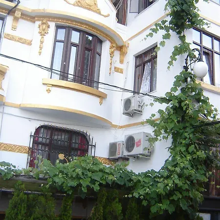 Hotel Nayla Palace 2*