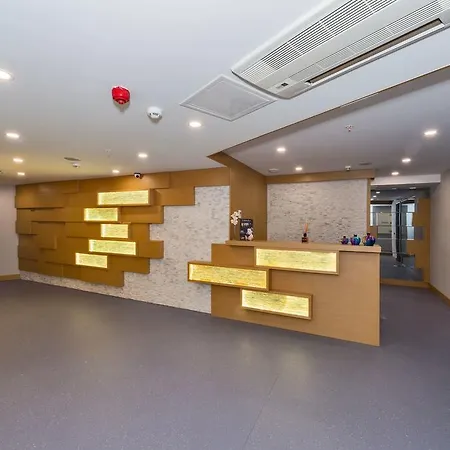 Boursier 1 & 4* Istambul