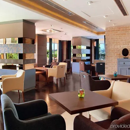 Hotel Hilton Parksa 4*