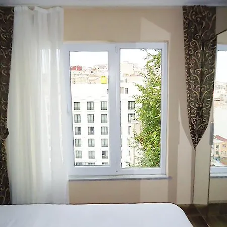 Aparthotel 57 Taksim Harbiye 3*