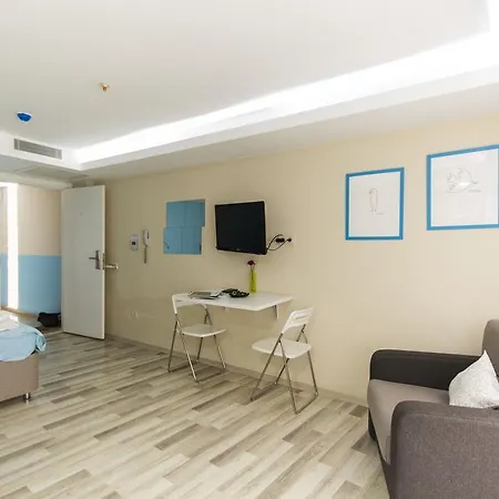 Lodos Apartment *
