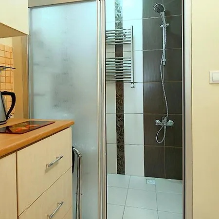Aparthotel Ates Clco House 3*