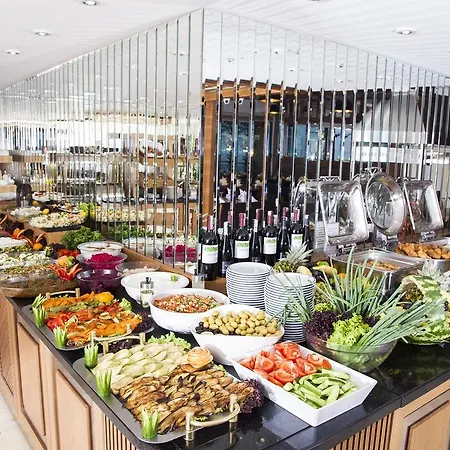 Отель Grand Asiyan 4*