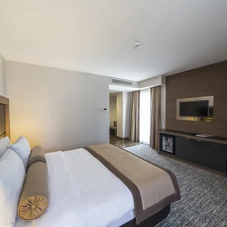 Inside Sisli Otel 4*