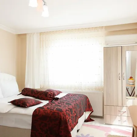 Blue Sultan Apartment *
