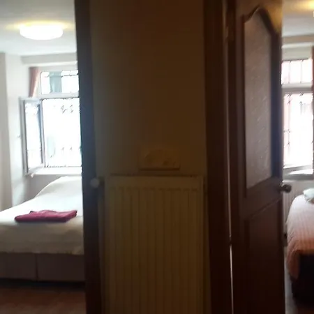 Apartment Red House Istanbul