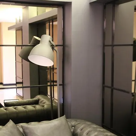 Aparthotel Airport