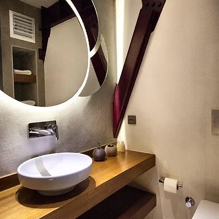 Otel Nuru Ziya