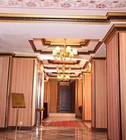 Albatros Premier 4*