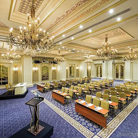 Elite World Taksim 5* İstanbul