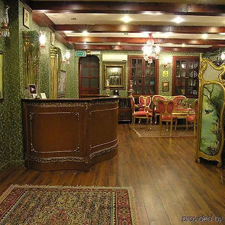 Romantic 3*