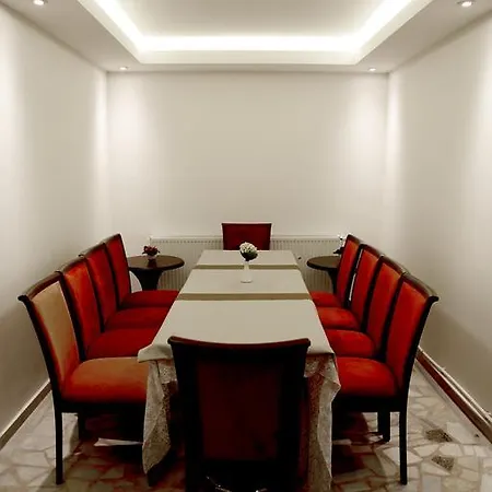 Hotel Newcity