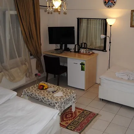 Falcon Apartment