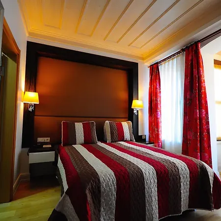 Ottopera (adults Only) 3*