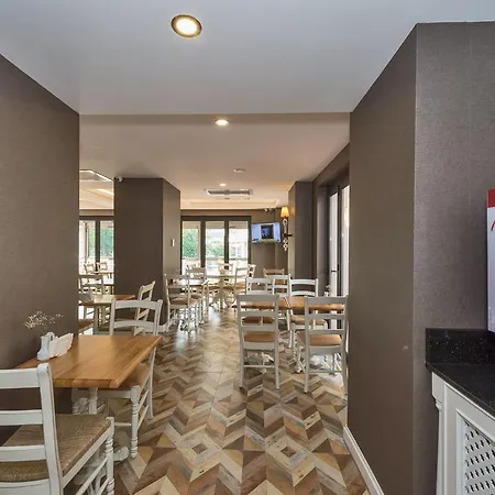 Hanna Hotel 3*