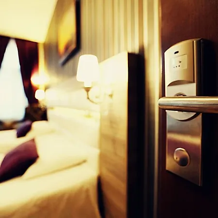Nil Hotel