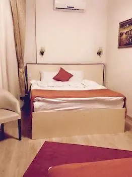 Hotel Mara