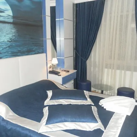 La White 2* Istanbul