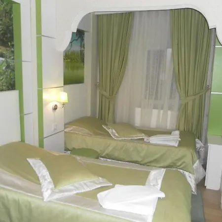 Hotel La White